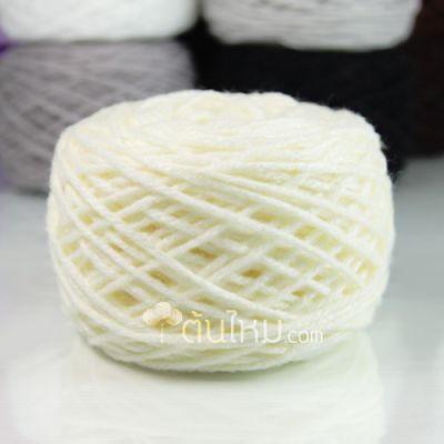 ไหมพรมเส้นใหญ่ 3ply สีครีมเนื้อ ขนาดเส้น 3mm.