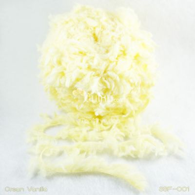 ไหมพรมขนเฟอร์ ซิลค์กี้ ซอฟท์ (Silky Soft Fur) สีครีมวนิลา (Cream Vanilla)