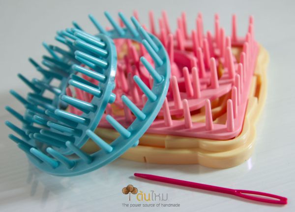 ชุดลูม บล็อกทำดอกไม้ด้วยไหมพรม 8ชิ้น 6ขนาด (8 Pieces / 6 sizes Flower Loom)