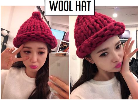หมวกเกาหลี ด้วยไหมบิ๊กลูป สีแดงเข้ม หรือ ไวน์แดง